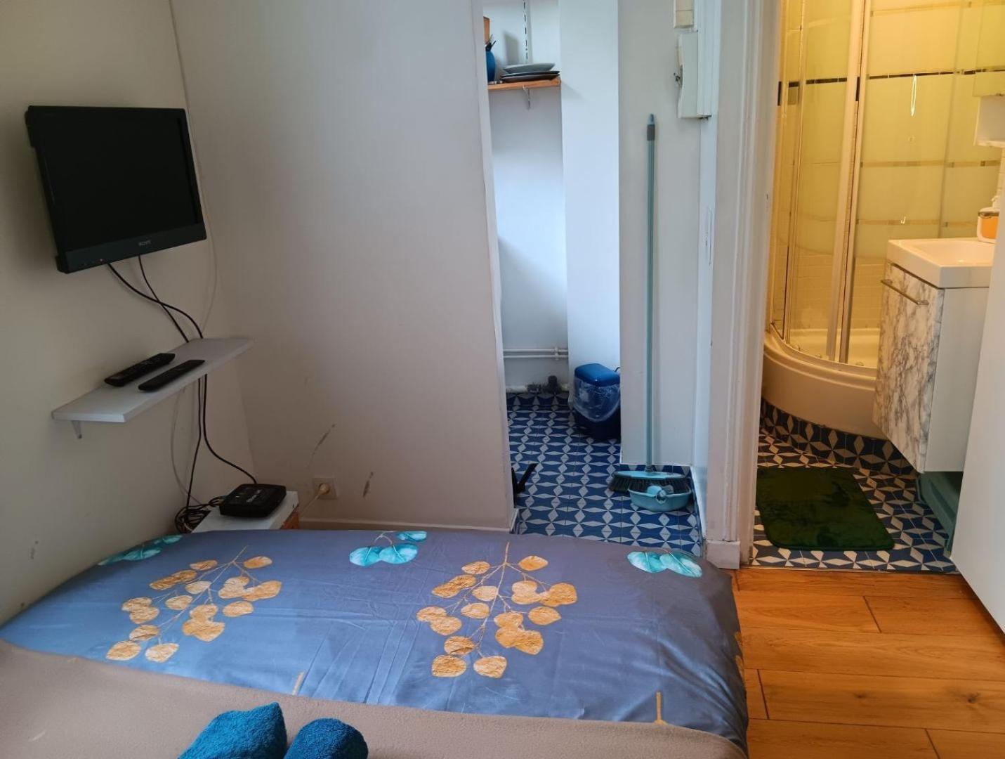 サン・トゥアンLe Chic Audonien - Cozy Nest Before Gates Of Paris - Access From Cdg & Orly Airports - Wi-Fi - Smart Tvアパートメント エクステリア 写真